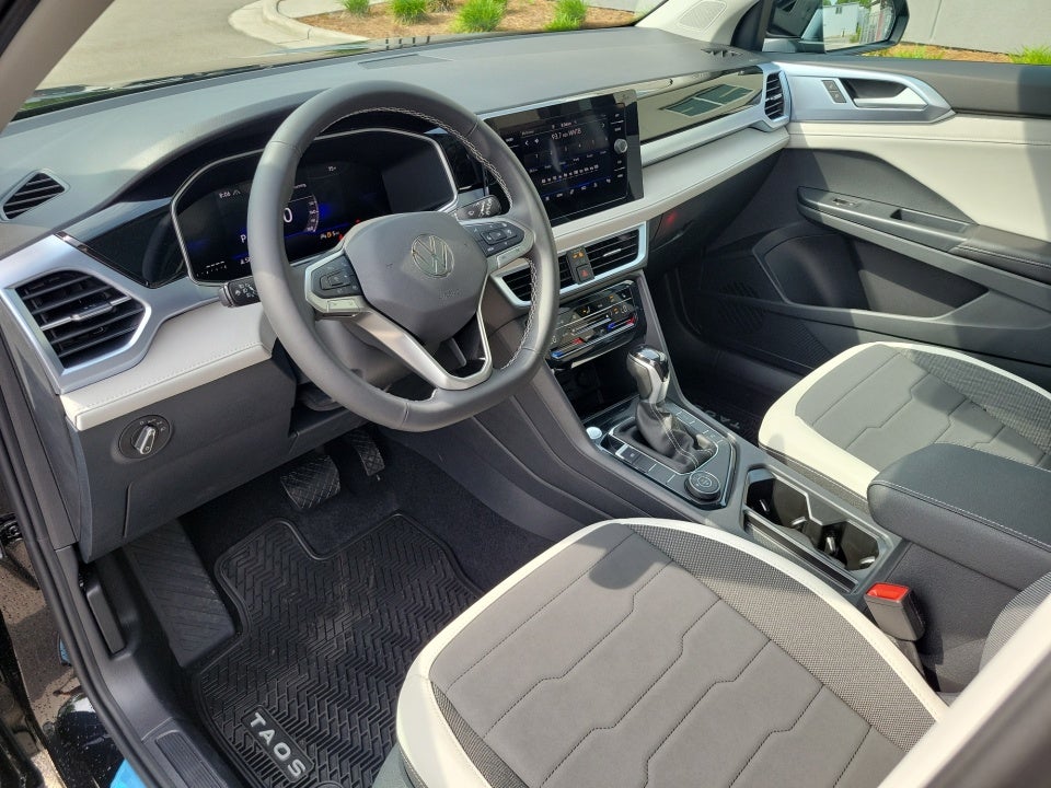 2026 Volkswagen Taos SE