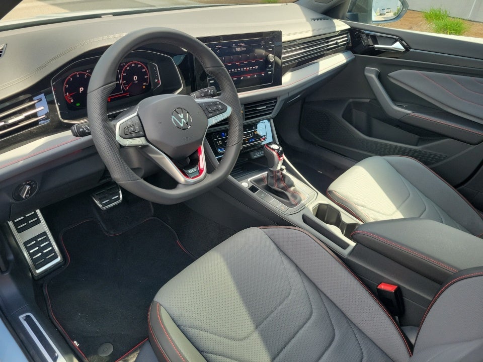 2026 Volkswagen Jetta GLI Autobahn