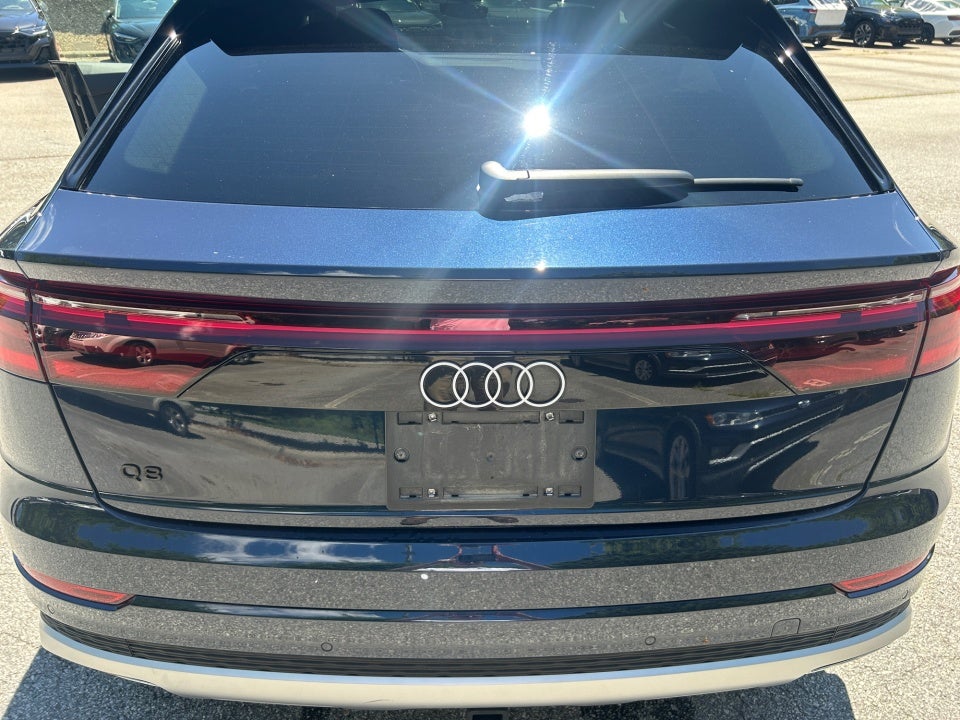 2025 Audi Q8 Premium Plus
