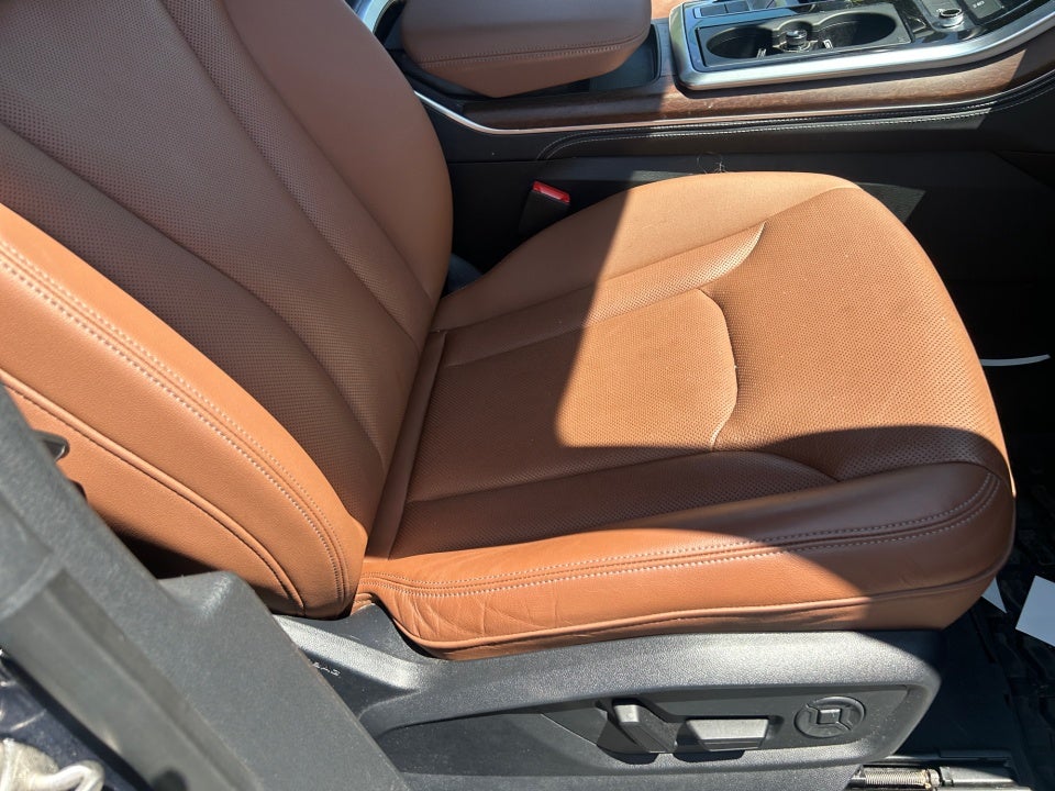 2025 Audi Q8 Premium Plus