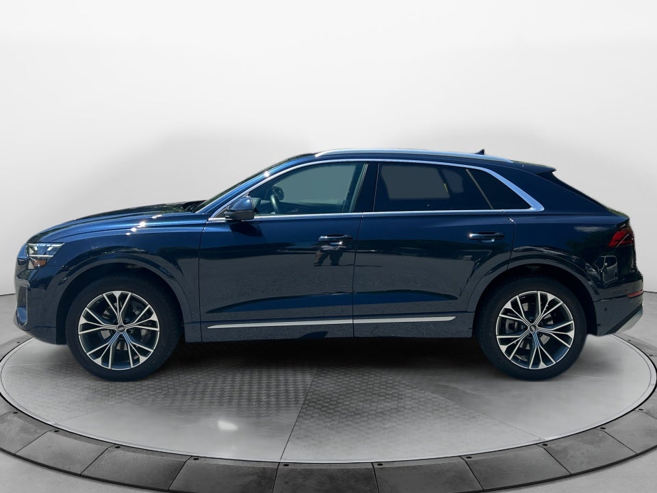 2025 Audi Q8 Premium Plus