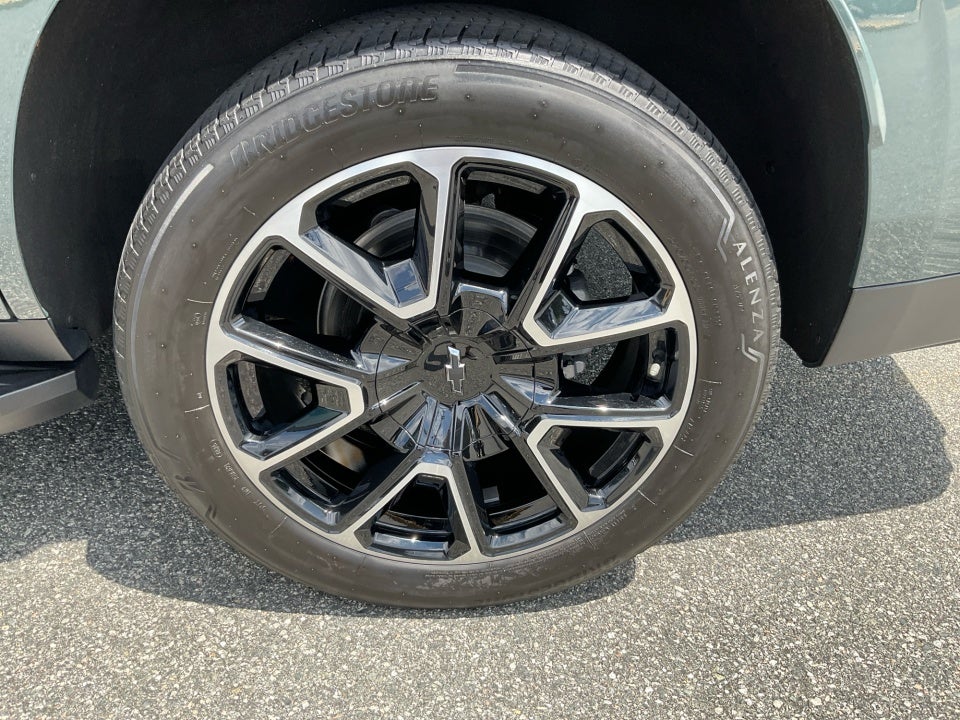 2025 Chevrolet Tahoe RST