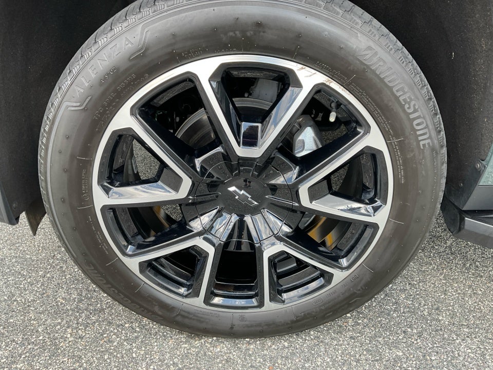 2025 Chevrolet Tahoe RST