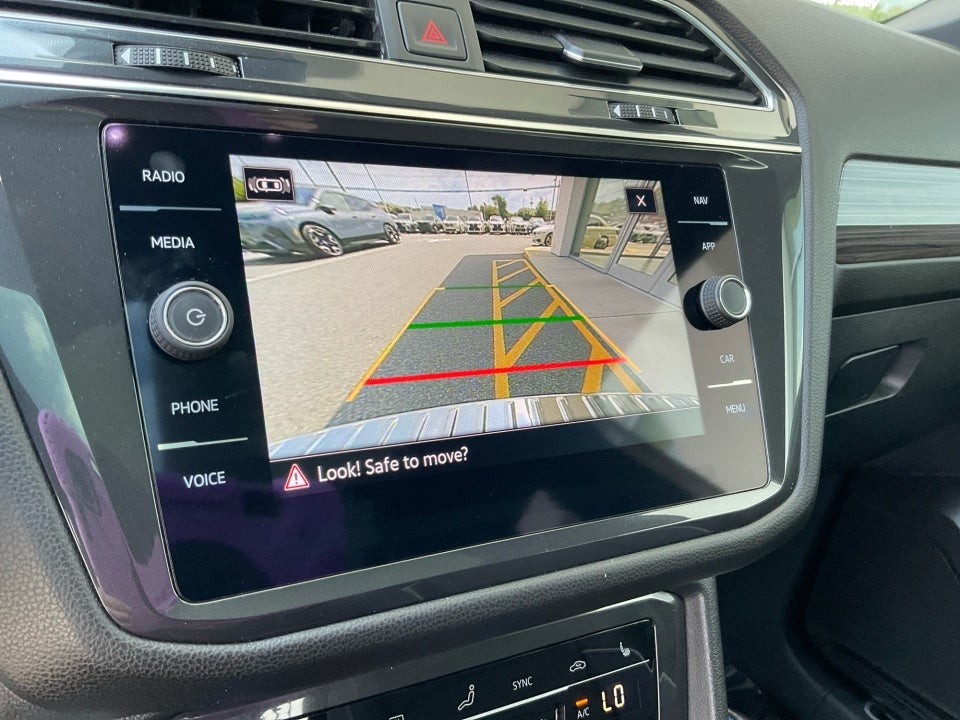 2022 Volkswagen Tiguan 2.0T SEL R-Line