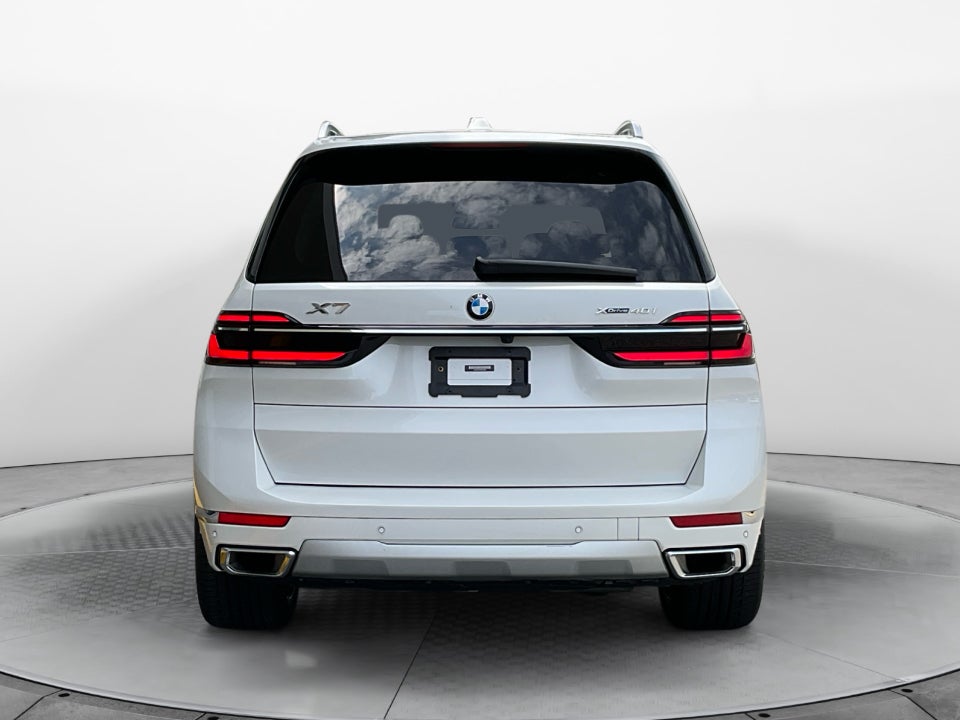2024 BMW X7 xDrive40i
