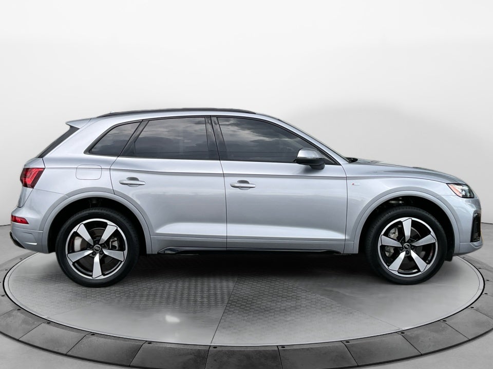2023 Audi Q5 S line Premium Plus