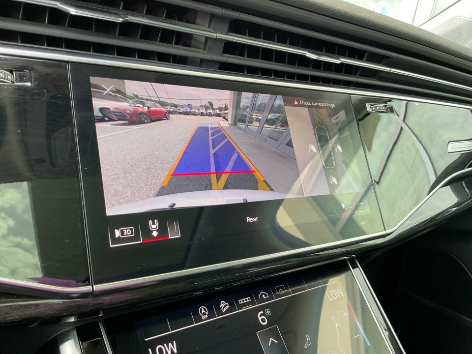 2022 Audi Q7 Premium Plus