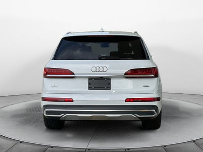 2022 Audi Q7 Premium Plus
