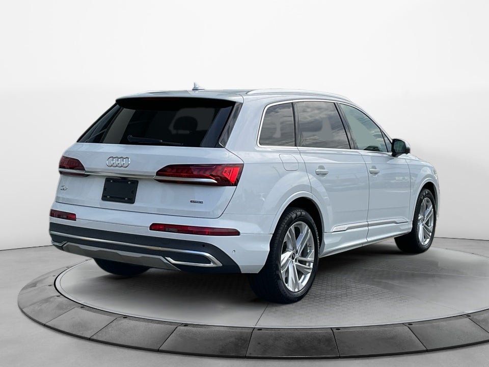 2022 Audi Q7 Premium Plus