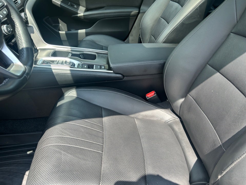 2022 Honda Accord Hybrid Touring