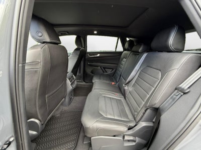 2026 Volkswagen Atlas Cross Sport SEL R-Line Black