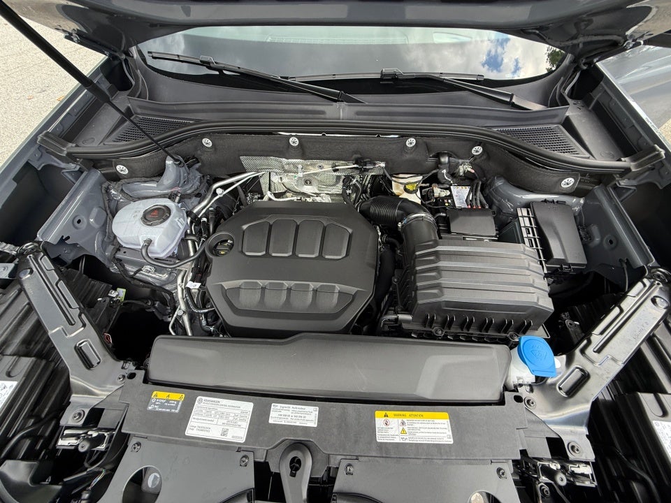 2026 Volkswagen Atlas Cross Sport SEL R-Line Black