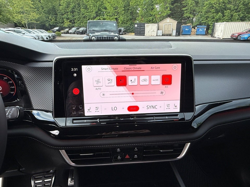 2026 Volkswagen Atlas Cross Sport SEL R-Line Black