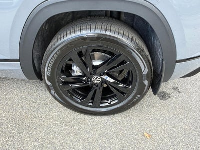 2026 Volkswagen Atlas Cross Sport SEL R-Line Black