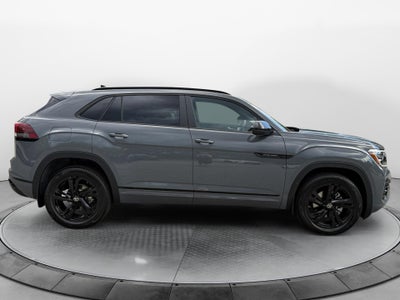 2026 Volkswagen Atlas Cross Sport SEL R-Line Black