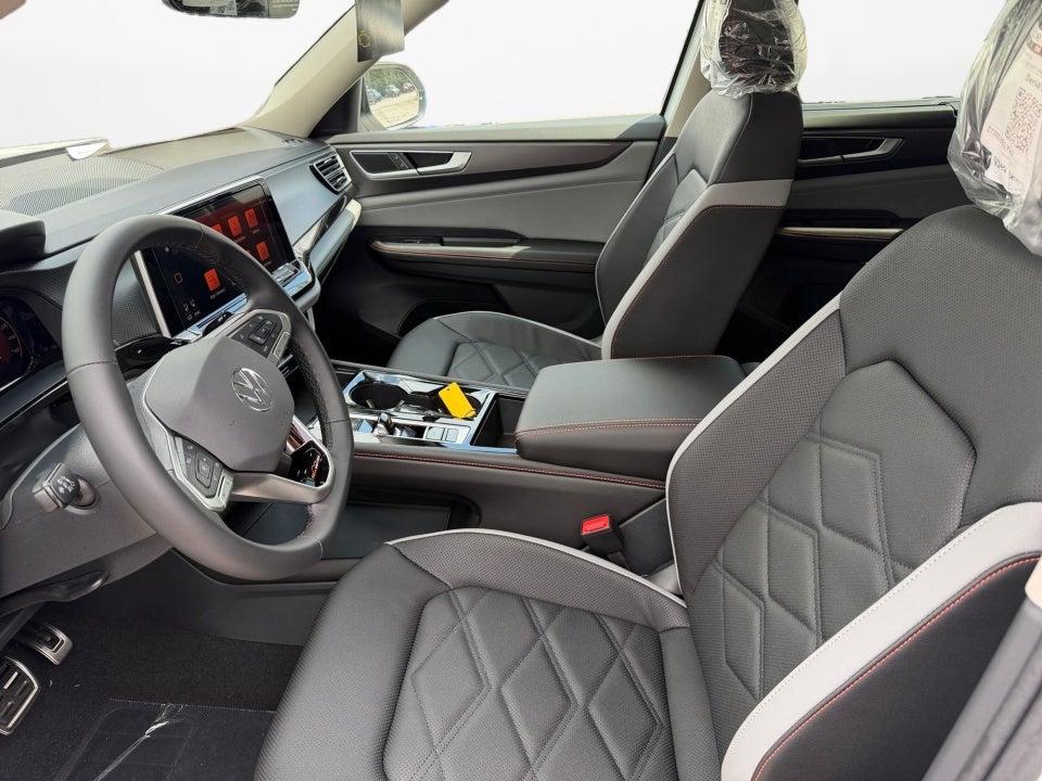 2026 Volkswagen Atlas Peak Edition