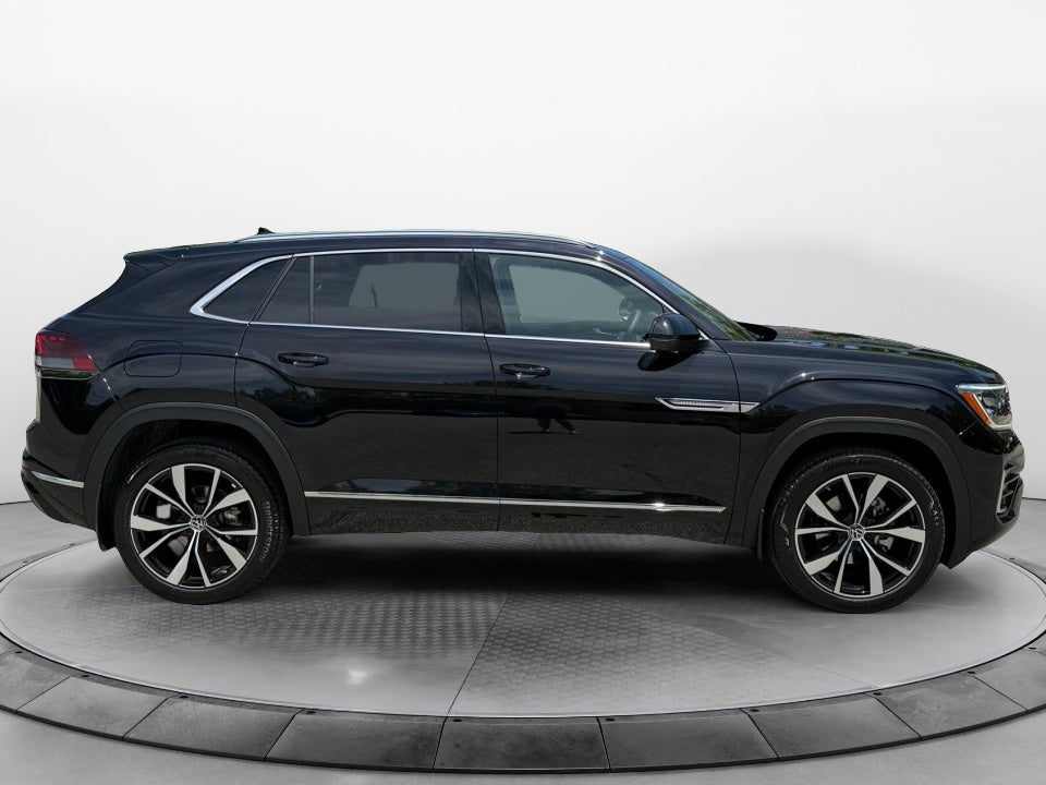 2026 Volkswagen Atlas Cross Sport SEL Premium R-Line