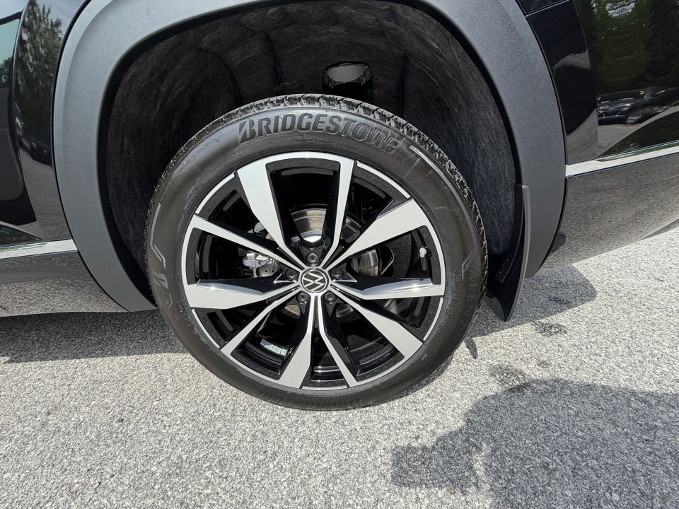 2026 Volkswagen Atlas SEL Premium R-Line