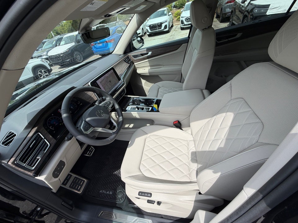 2026 Volkswagen Atlas SEL Premium R-Line