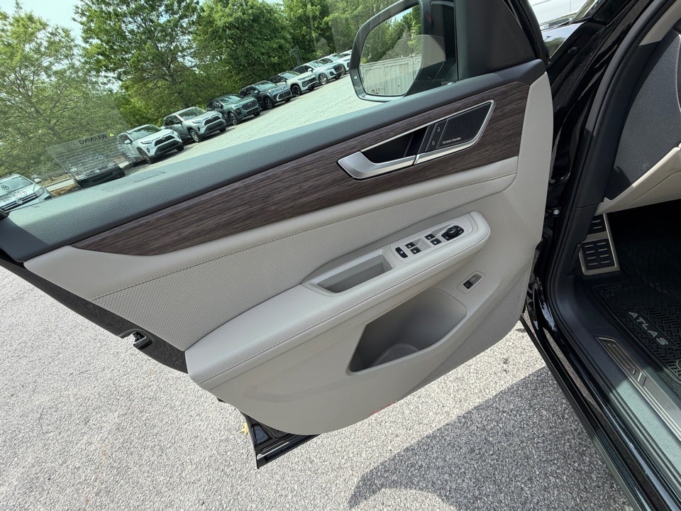 2026 Volkswagen Atlas SEL Premium R-Line