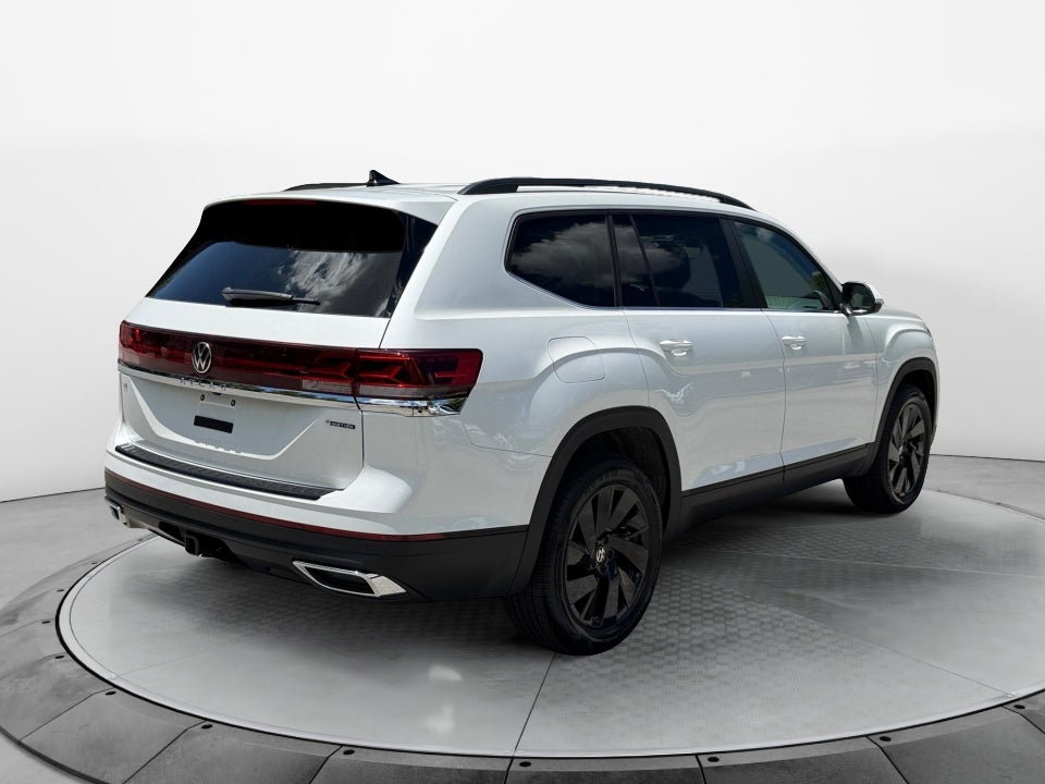 2026 Volkswagen Atlas SE with Technology