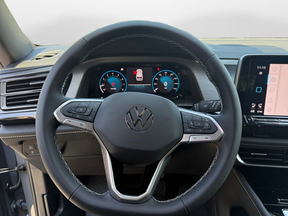 2026 Volkswagen Atlas Cross Sport SE with Technology
