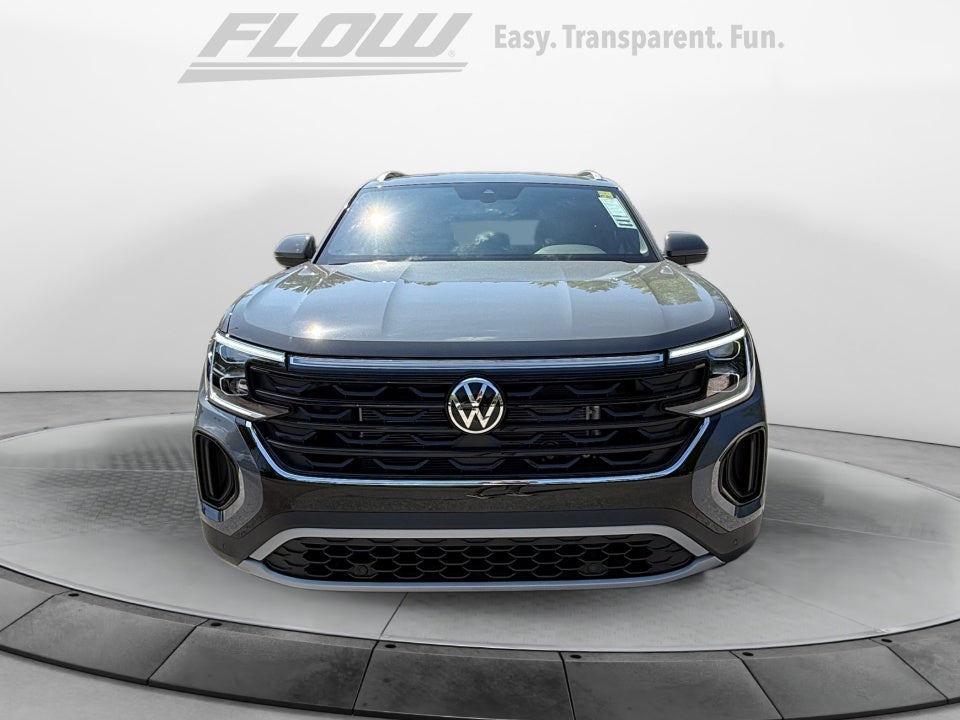 2026 Volkswagen Atlas Cross Sport SE with Technology