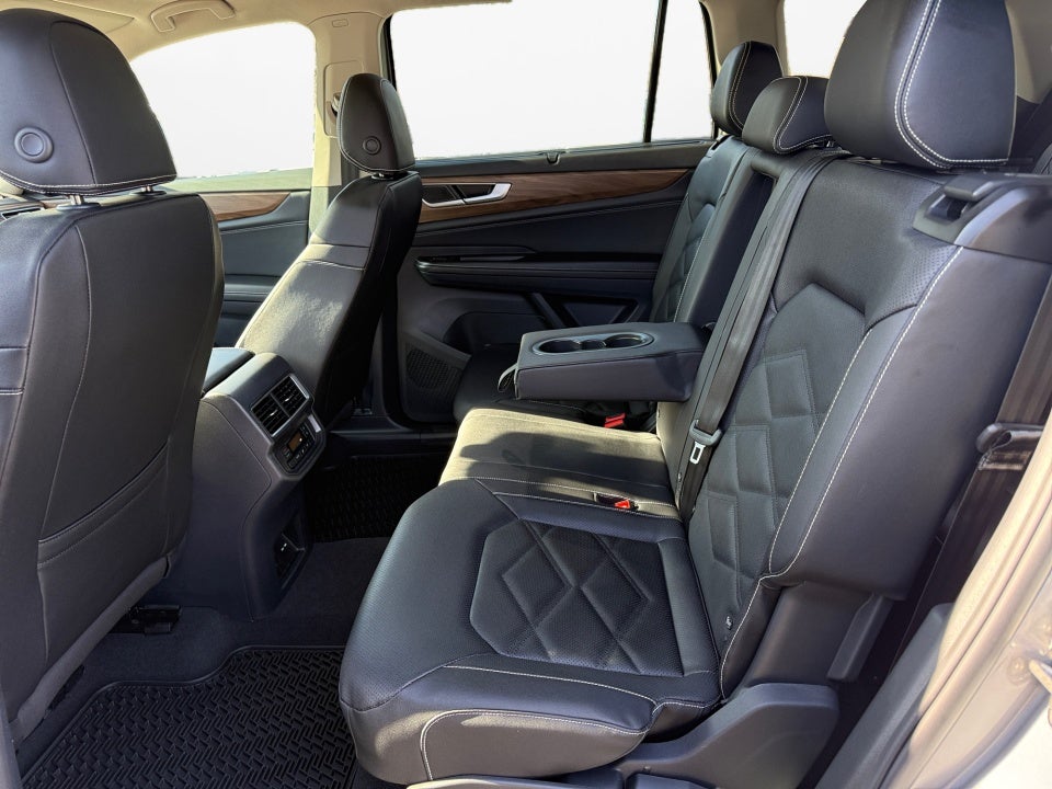 2026 Volkswagen Atlas SE w/Tech - Photo 13