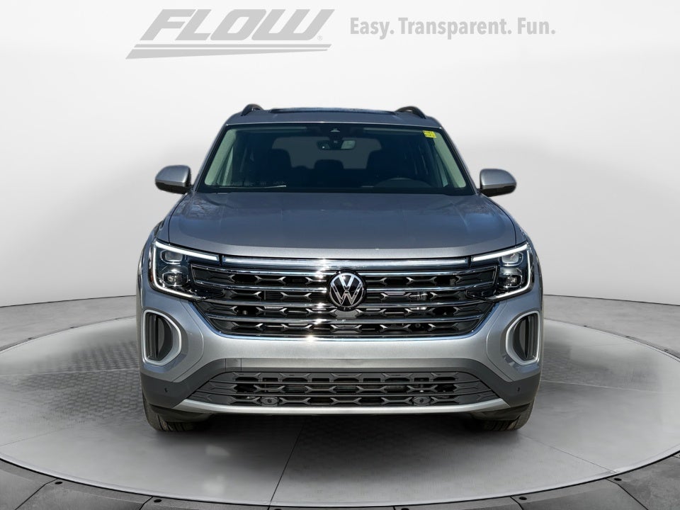 2026 Volkswagen Atlas SE w/Tech - Photo 2