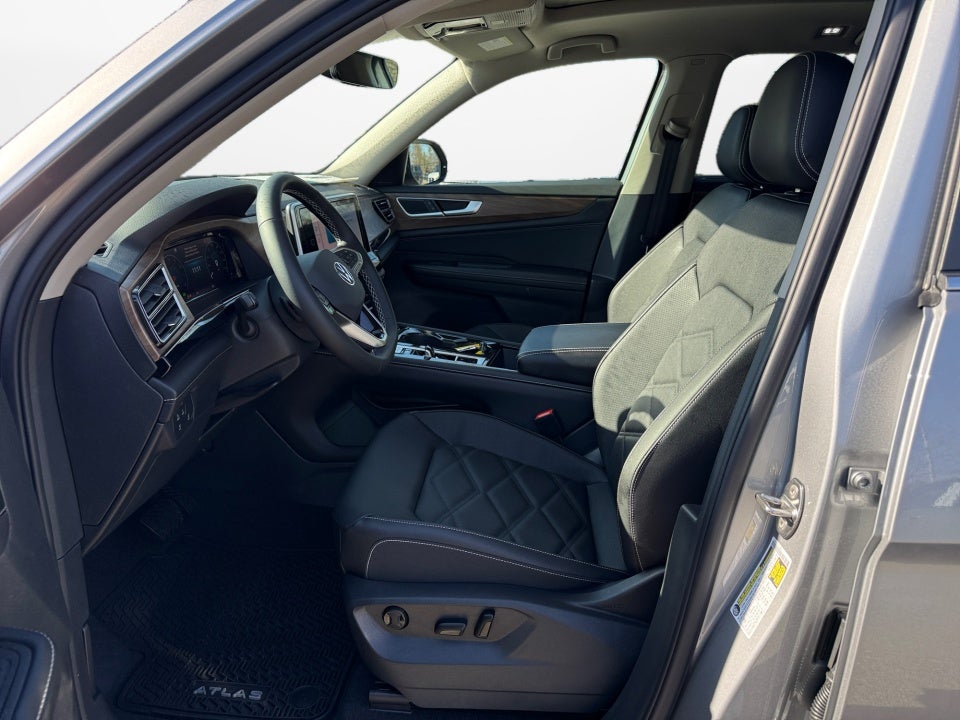 2026 Volkswagen Atlas SE w/Tech - Photo 9