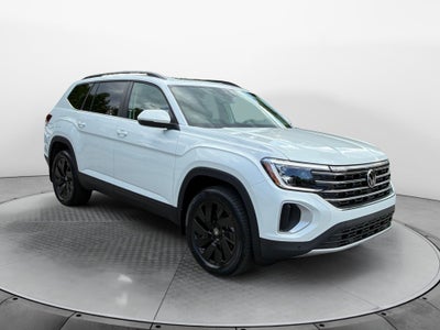 2026 Volkswagen Atlas SE with Technology
