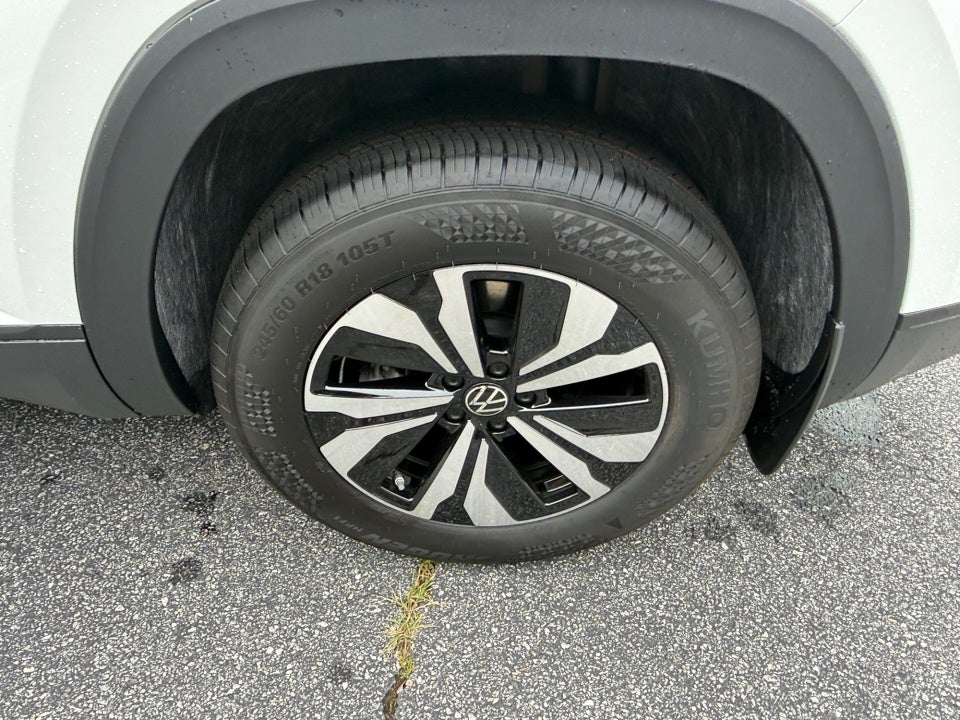 2026 Volkswagen Atlas Cross Sport 2.0T SE