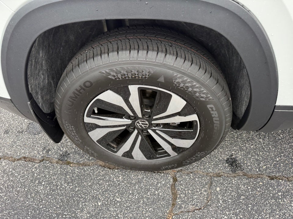 2026 Volkswagen Atlas Cross Sport 2.0T SE