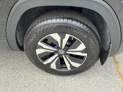2026 Volkswagen Atlas Cross Sport 2.0T SE