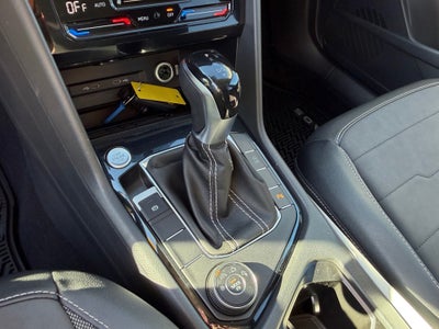 2026 Volkswagen Taos SE Black