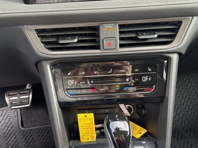 2027 Volkswagen Taos SE Black