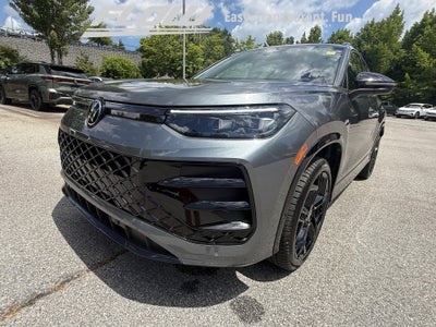 2026 Volkswagen Tiguan SE R-Line Black