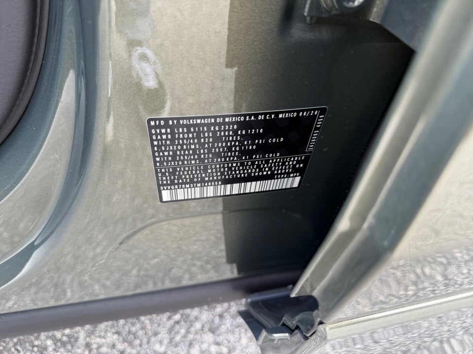 2026 Volkswagen Tiguan SE R-Line Black