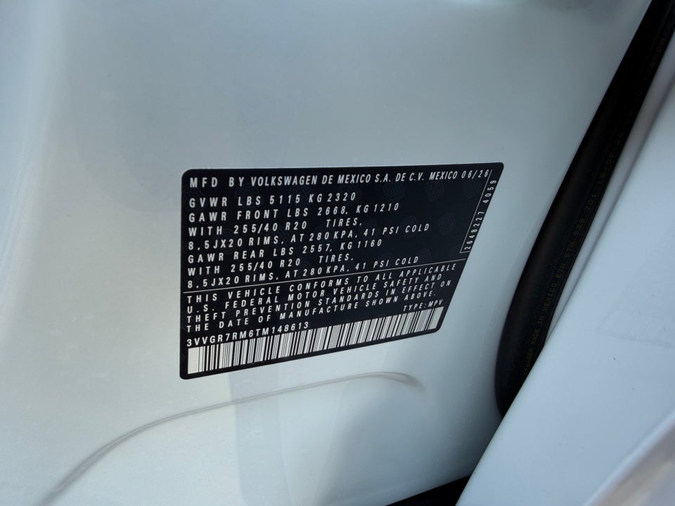 2026 Volkswagen Tiguan SE R-Line Black