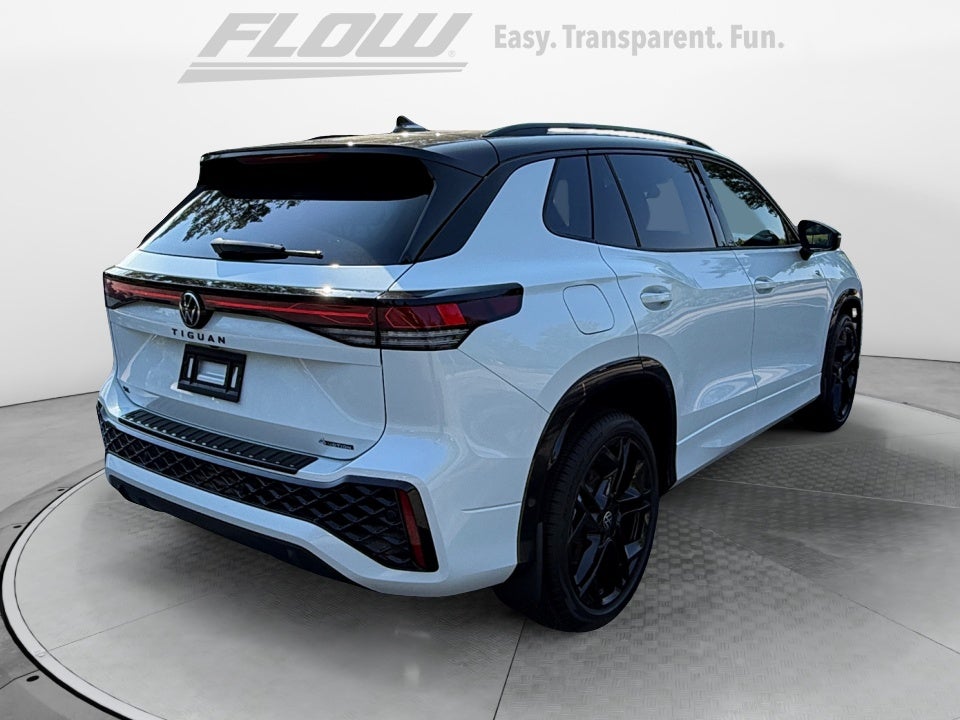 2026 Volkswagen Tiguan SE R-Line Black