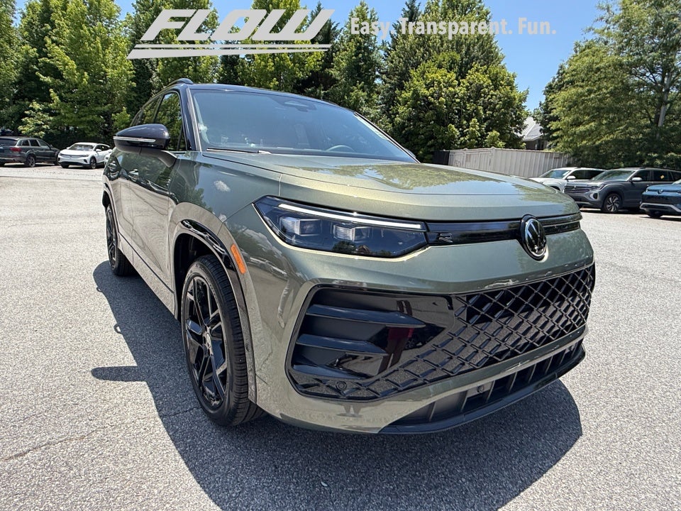 2026 Volkswagen Tiguan SE R-Line Black