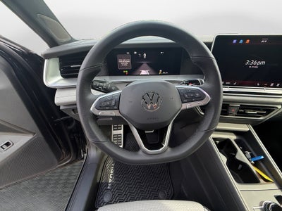 2026 Volkswagen Tiguan SE R-Line Black