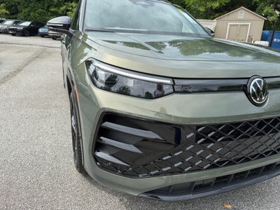2026 Volkswagen Tiguan SE R-Line Black