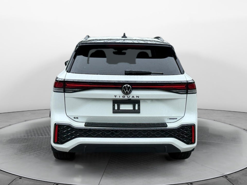 2026 Volkswagen Tiguan SE R-Line Black