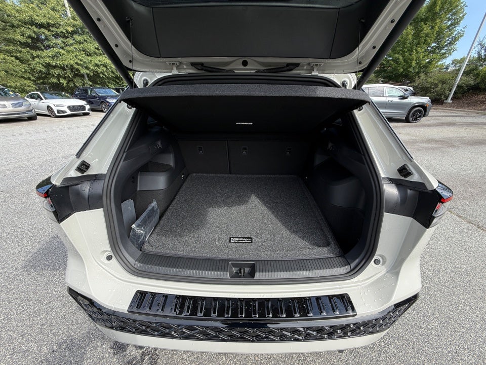 2026 Volkswagen Tiguan SEL R-Line Turbo