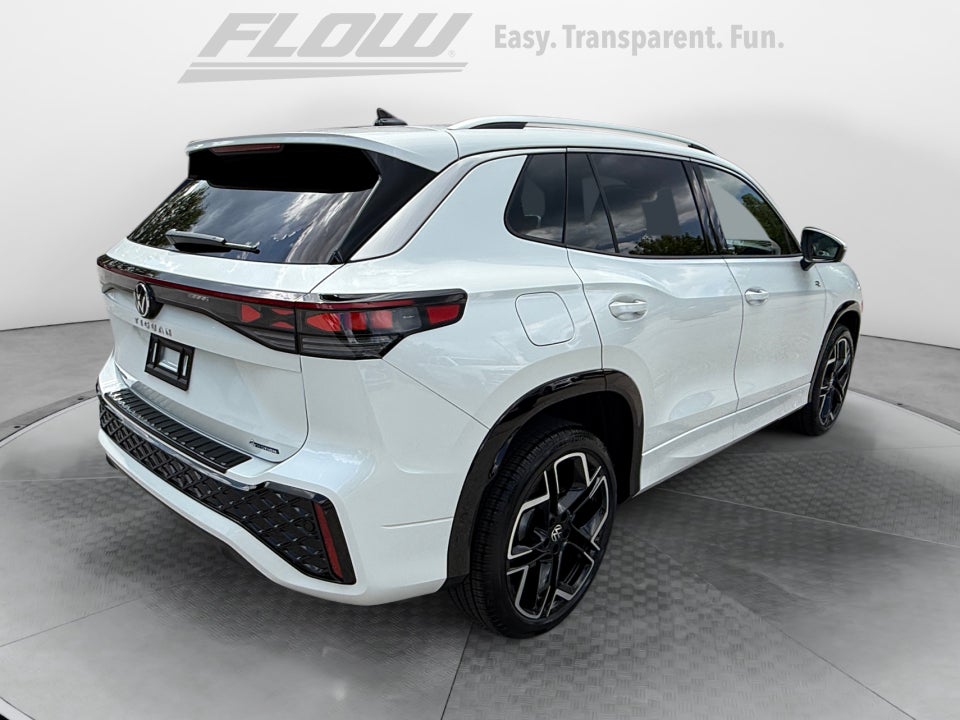 2026 Volkswagen Tiguan SEL R-Line Turbo