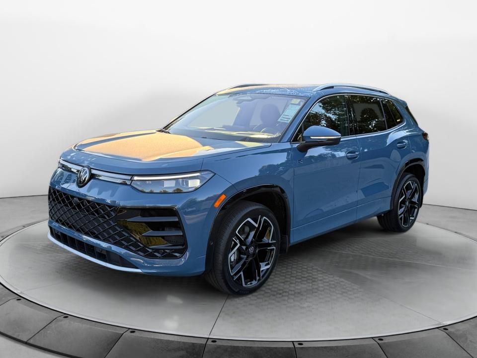2026 Volkswagen Tiguan SEL R-Line Turbo
