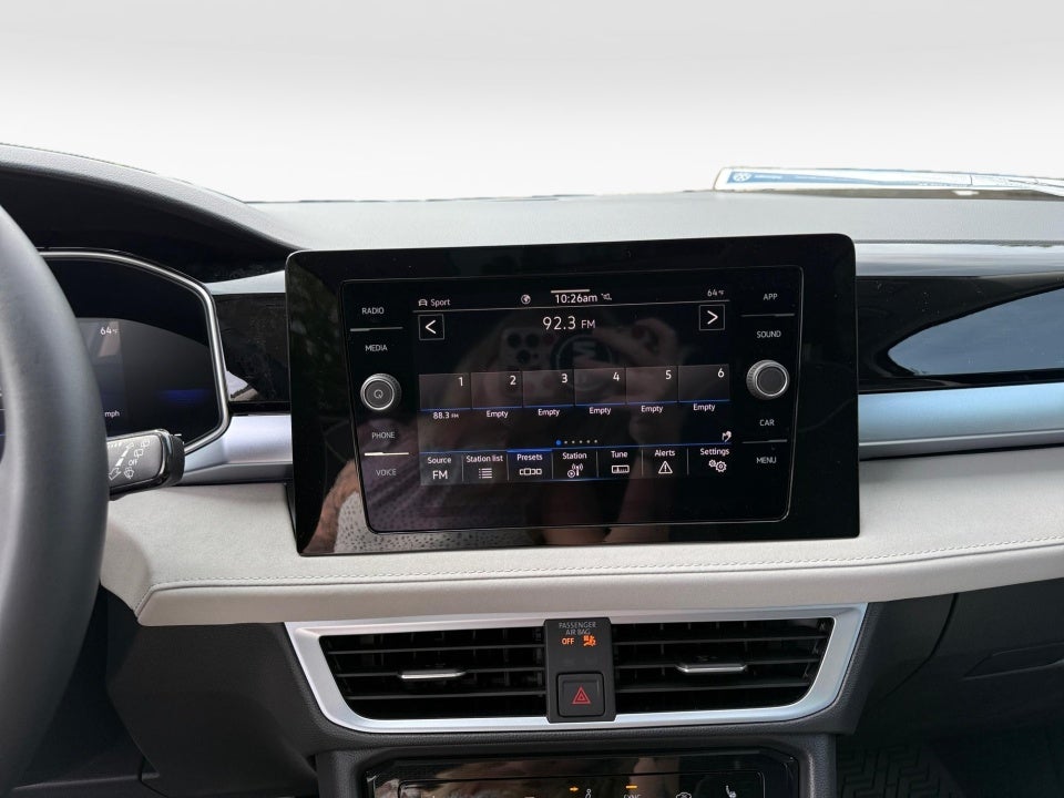 2026 Volkswagen Taos SE