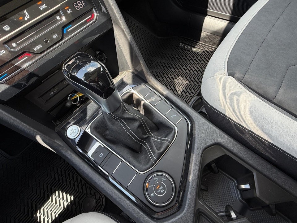 2026 Volkswagen Taos SE