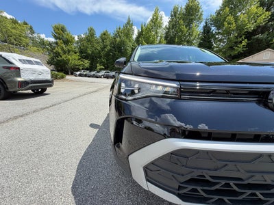 2026 Volkswagen Taos SE